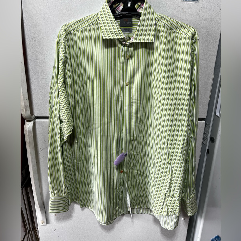 Men’s Thomas Dean dress shirt size XL